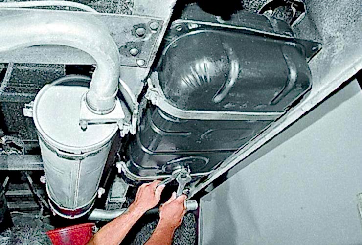 Топливный бак