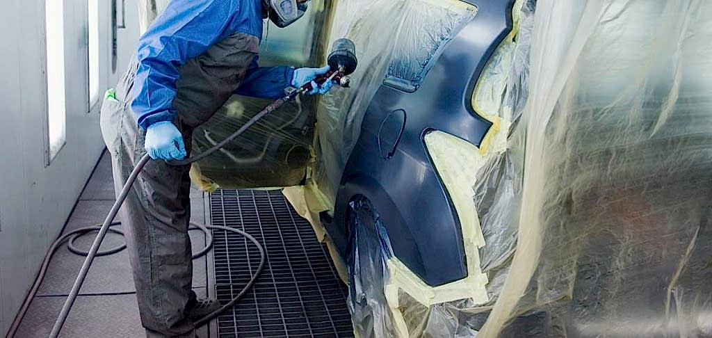 Покраска автомобиля. Покраска автомобиля.