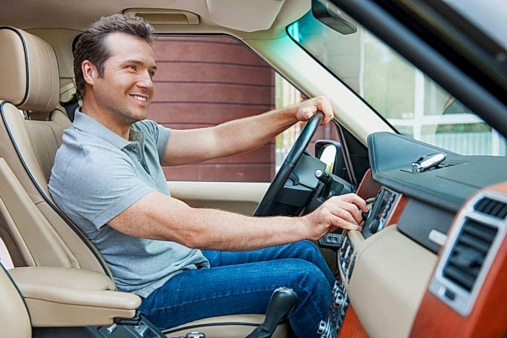 Исправный автомобиль - гарантия безопасности вас и ваших близких. Исправный автомобиль - гарантия безопасности вас и ваших близких.